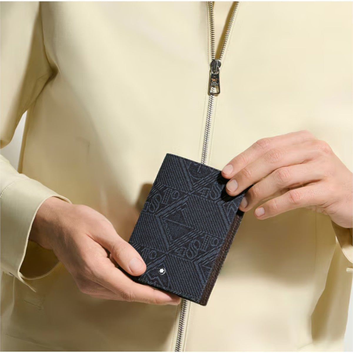 Porte - passeportMontblancPorte - Passeport Montblanc en Tissu Denim 4810