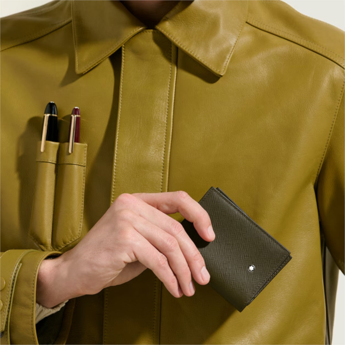 Portacarte Montblanc 4cc Sartorial kaki 